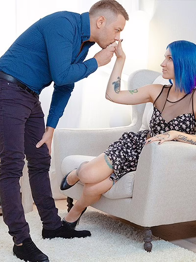 Blue-haired babe enjoys dick on floor