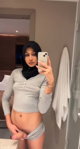 Post by yasiredtube: palegoldenrodindolentcaracal