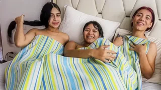 Amateur Latina Teen Sluts Go Wild On BWC American In Homemade Threesome